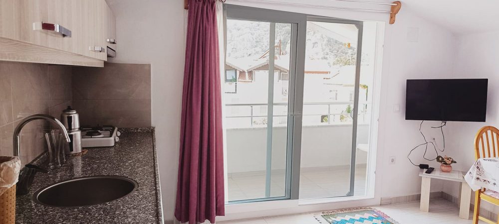 Dalyan Apart Otel Dağ ve Şehir Manzaralı Teras Oda 8 IMG_20240717_131105-(Kopyala)